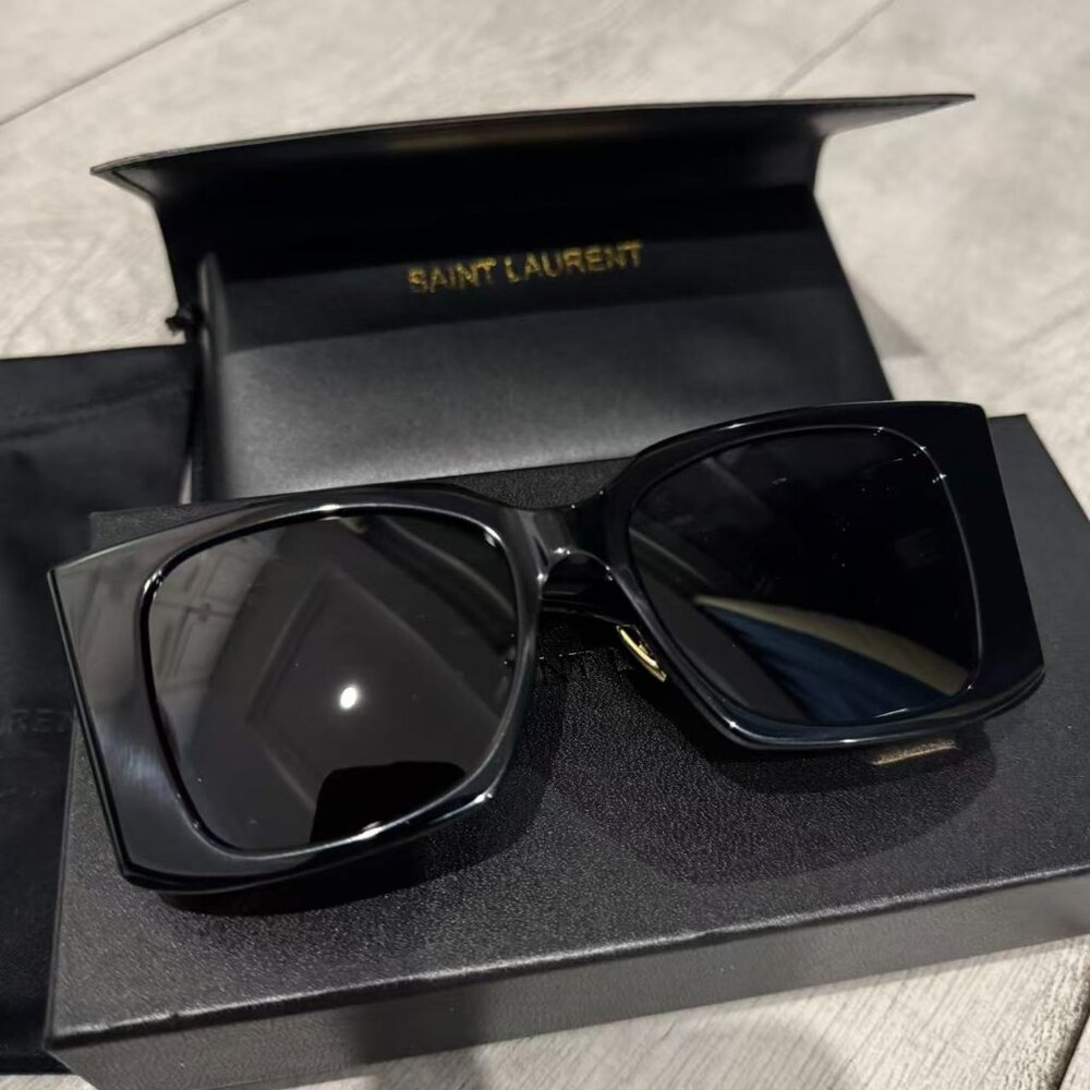 Saint Laurent Black Oversized Sunglasses – Gold Logo Pop